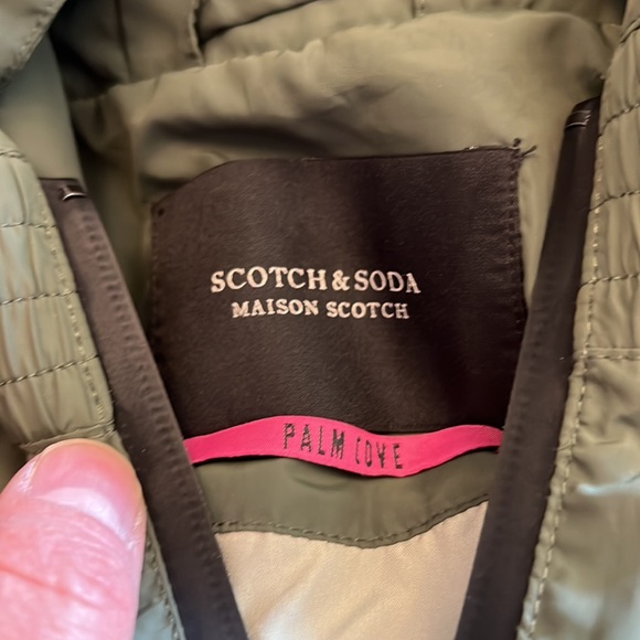 Scotch& soda windproof coats - Picture 3 of 4